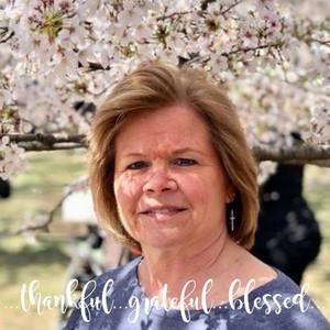 Meet your Posher, Jenise